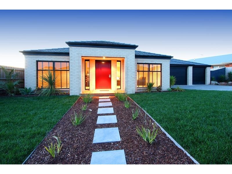 82 St Mitchells Circuit, Mornington VIC 3931