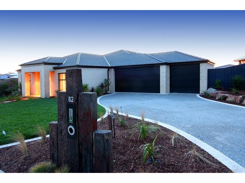 82 St Mitchells Circuit, Mornington VIC 3931