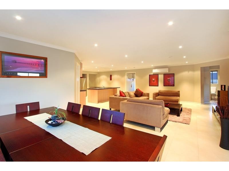 82 St Mitchells Circuit, Mornington VIC 3931