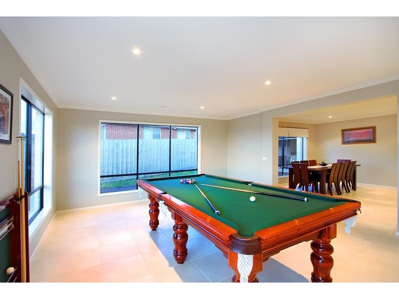 82 St Mitchells Circuit, Mornington VIC 3931
