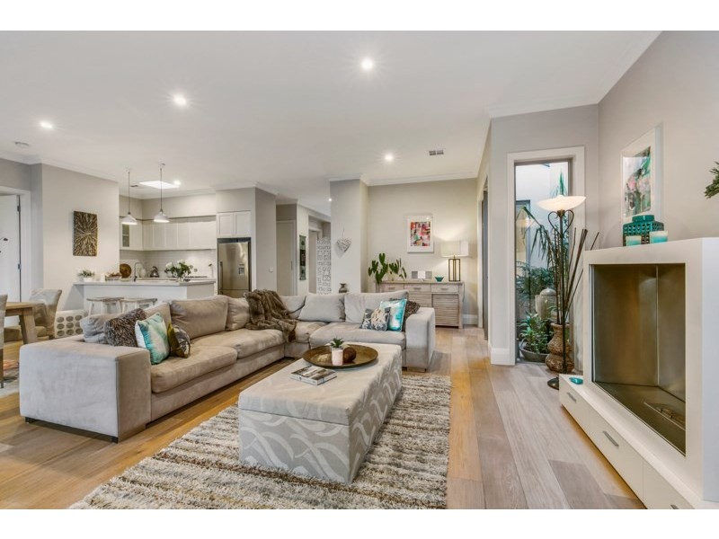 22 Strachans Road, Mornington VIC 3931