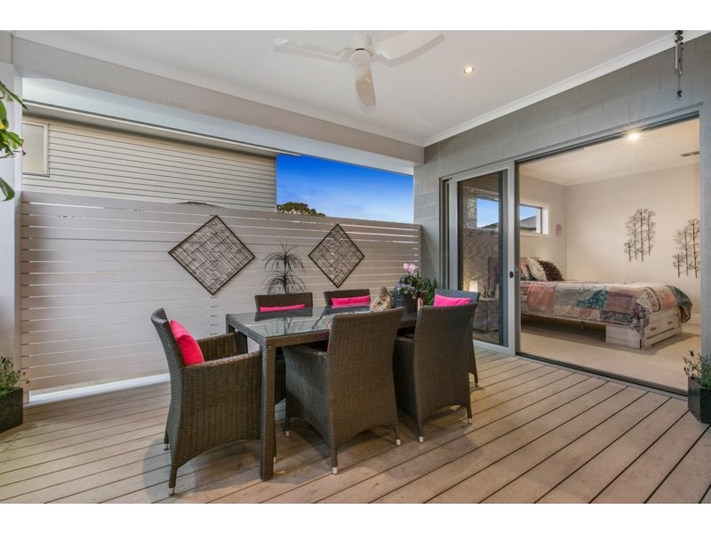 22 Strachans Road, Mornington VIC 3931