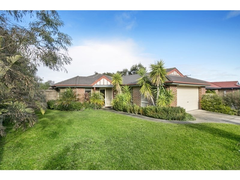 32 Wensleydale Drive, Mornington VIC 3931