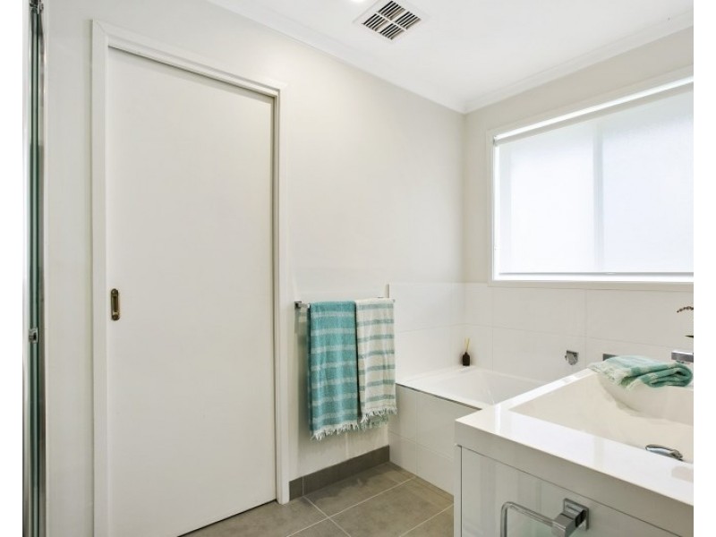 2 Bianca Court, Mornington VIC 3931