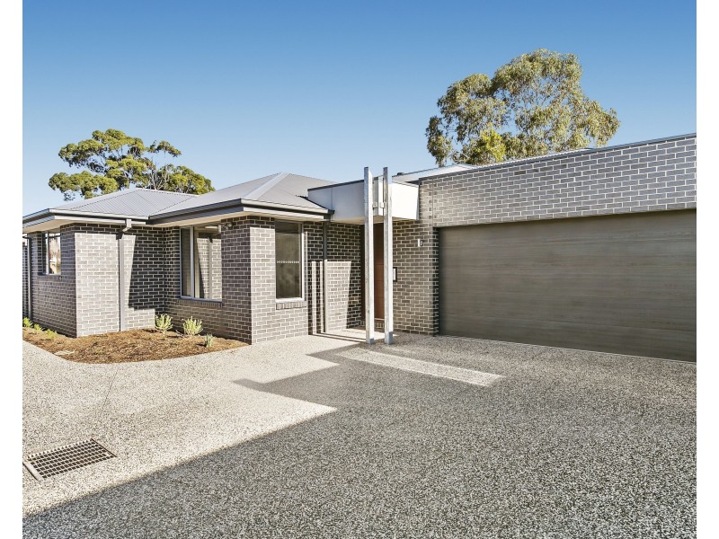 2/5 Dulnain Street, Mount Martha VIC 3934