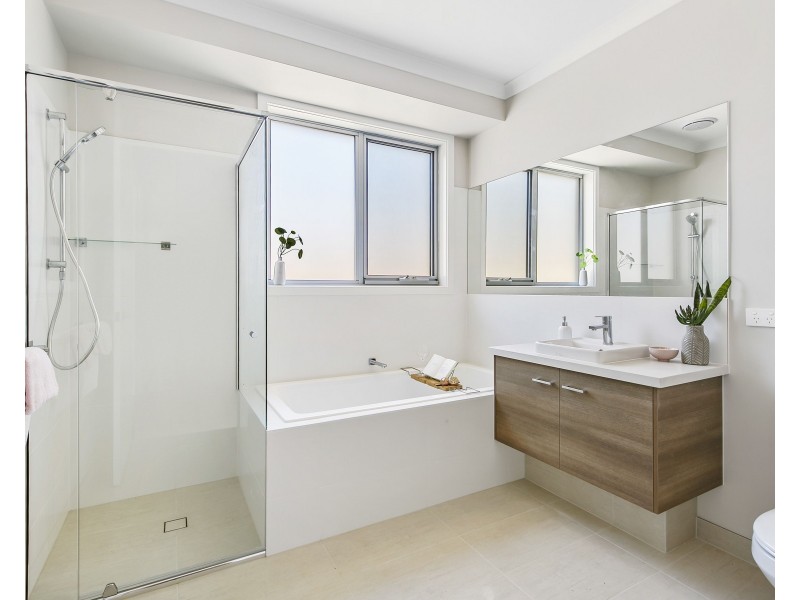 2/5 Dulnain Street, Mount Martha VIC 3934