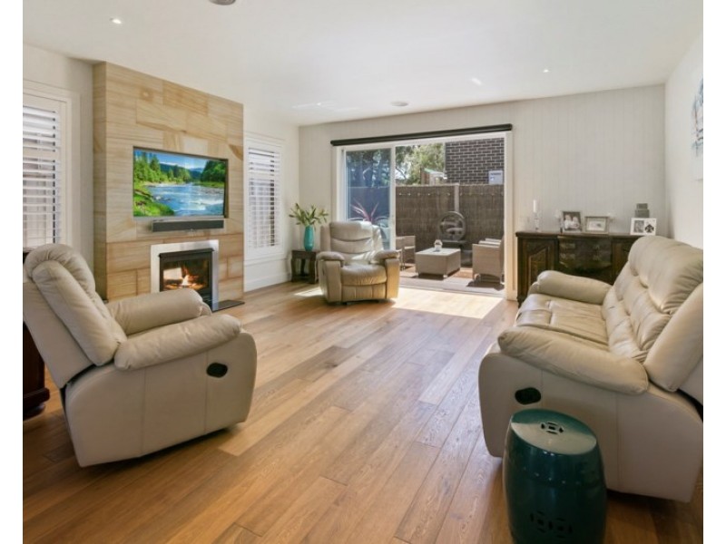 1/9 Venice Street, Mornington VIC 3931