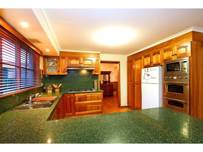 16 Yarrabee Court, Frankston VIC 3199