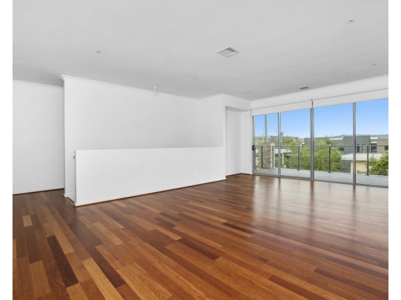 60 Spinnaker Terrace, Safety Beach VIC 3936