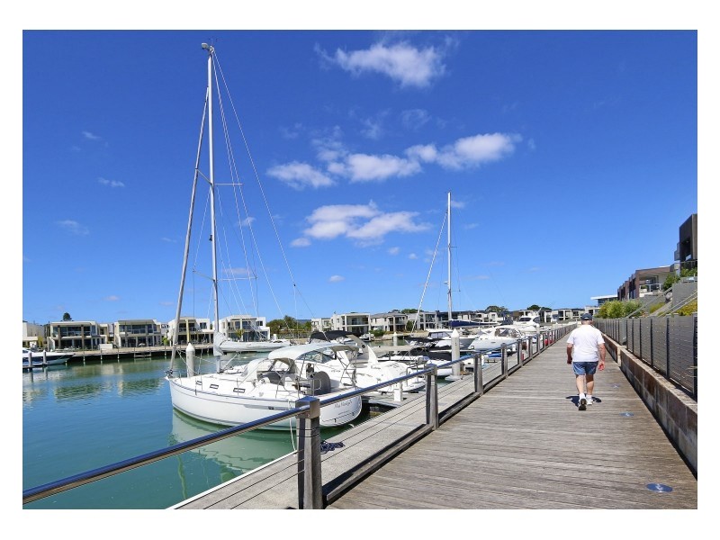 60 Spinnaker Terrace, Safety Beach VIC 3936