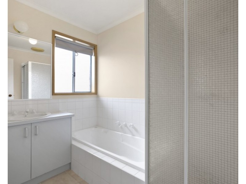 6 Carol Street, Mornington VIC 3931