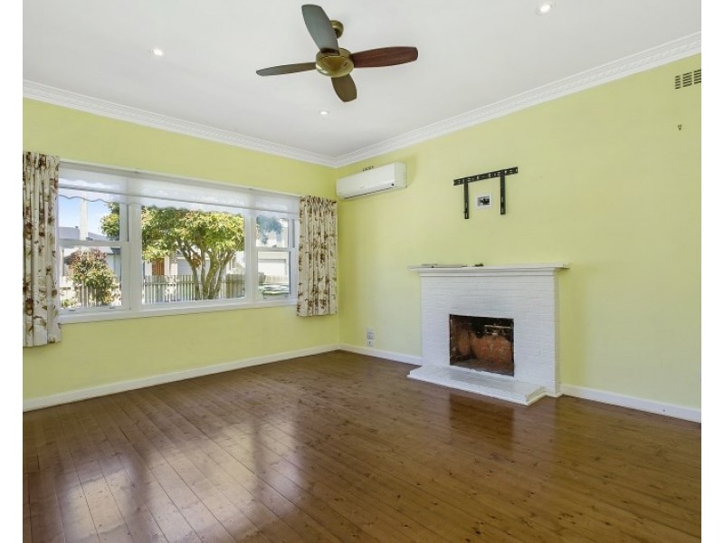 1/25 Beatty Parade, Mornington VIC 3931