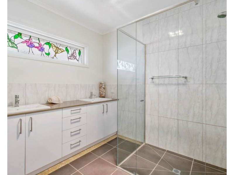 713 Arthurs Seat Road, Arthurs Seat VIC 3936