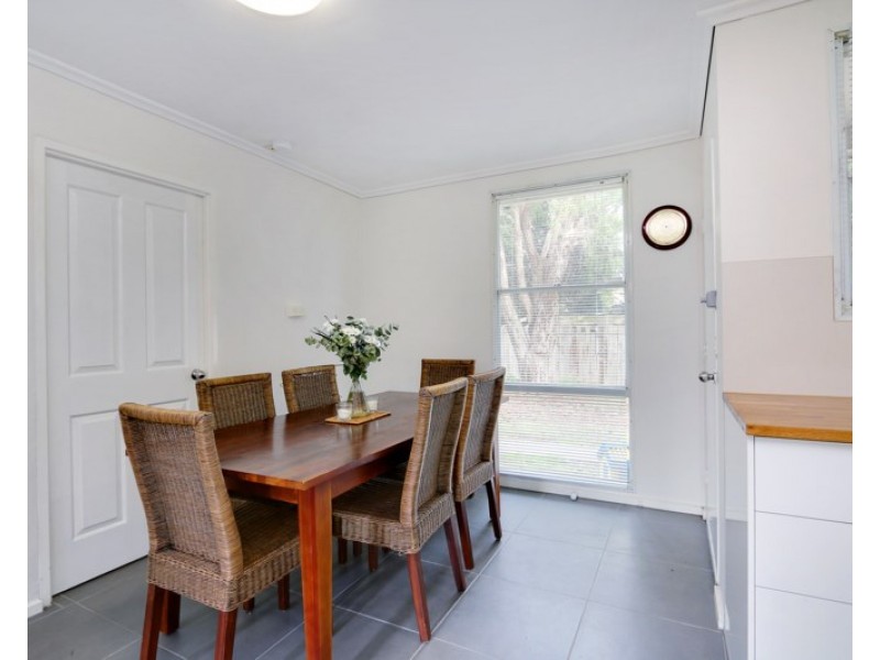 62 Robertson Drive, Mornington VIC 3931