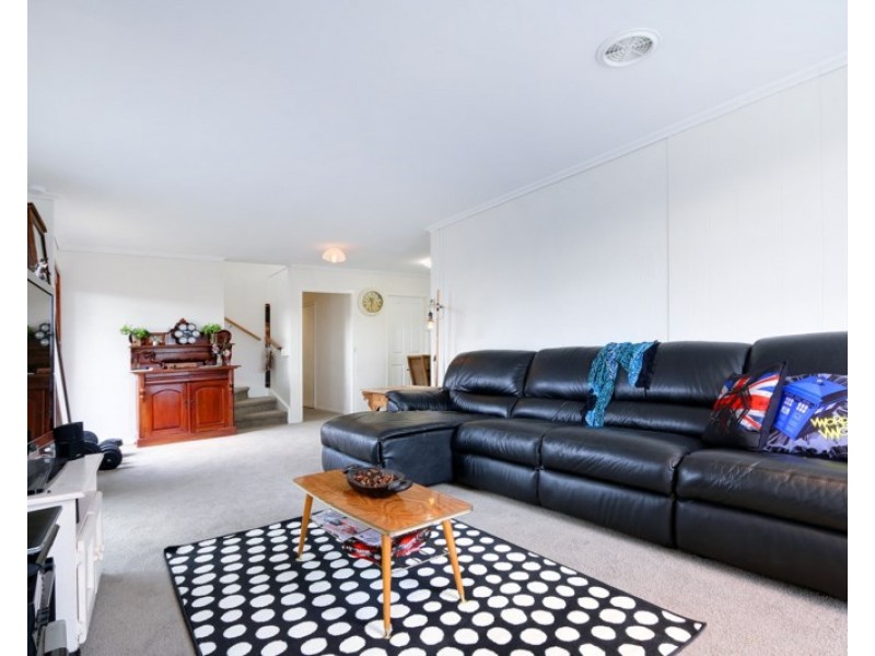 62 Robertson Drive, Mornington VIC 3931