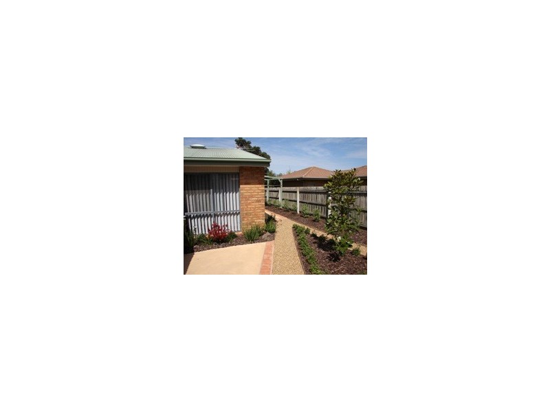 2/1 Boronia Court, Mount Martha VIC 3934