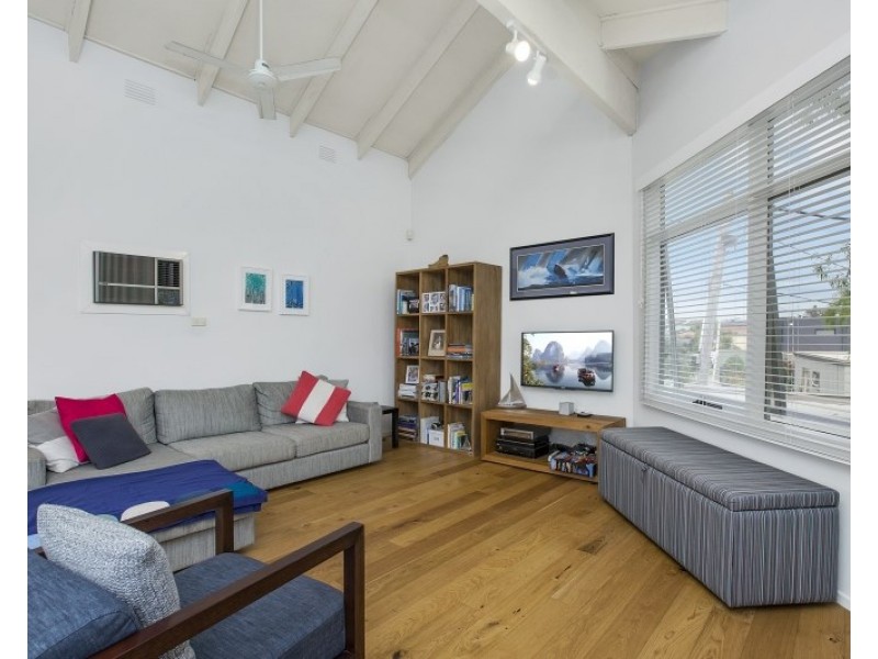 8 Hargreaves Street, Mornington VIC 3931