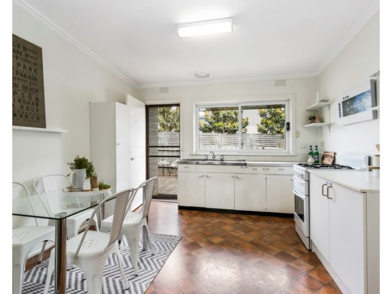 1/12 Campbell Grove, Mornington VIC 3931