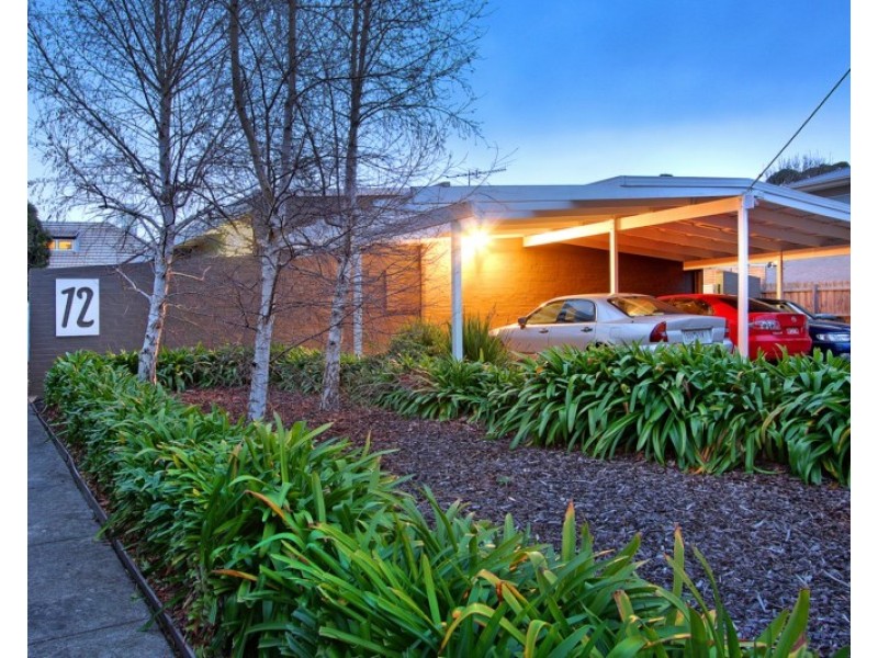 1/12 Campbell Grove, Mornington VIC 3931