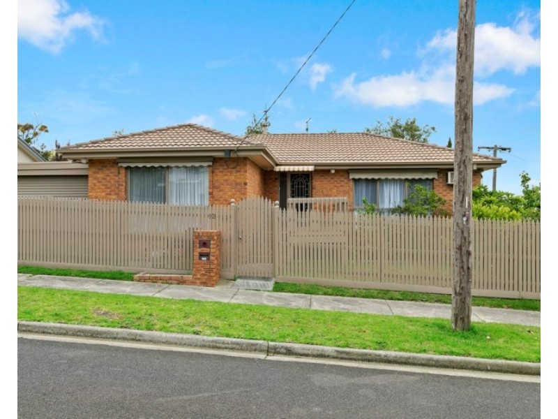 12 Mitchell Street, Mornington VIC 3931