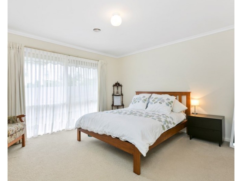 12 Mitchell Street, Mornington VIC 3931