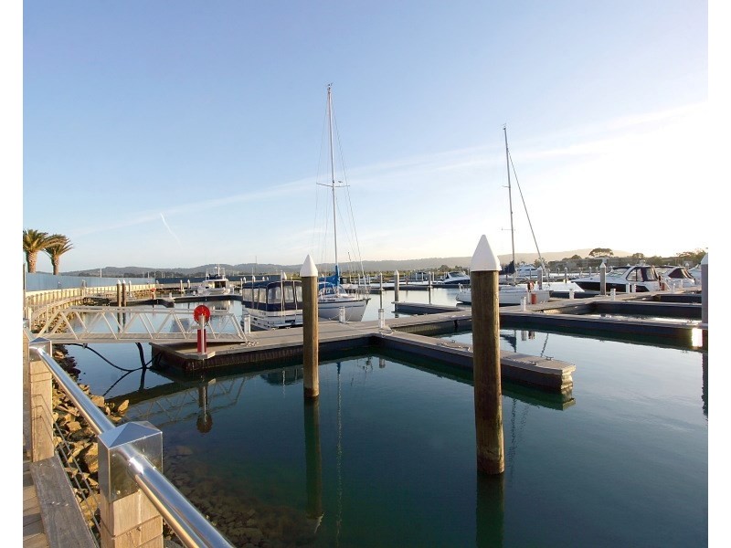 39 Helm Avenue, Safety Beach VIC 3936