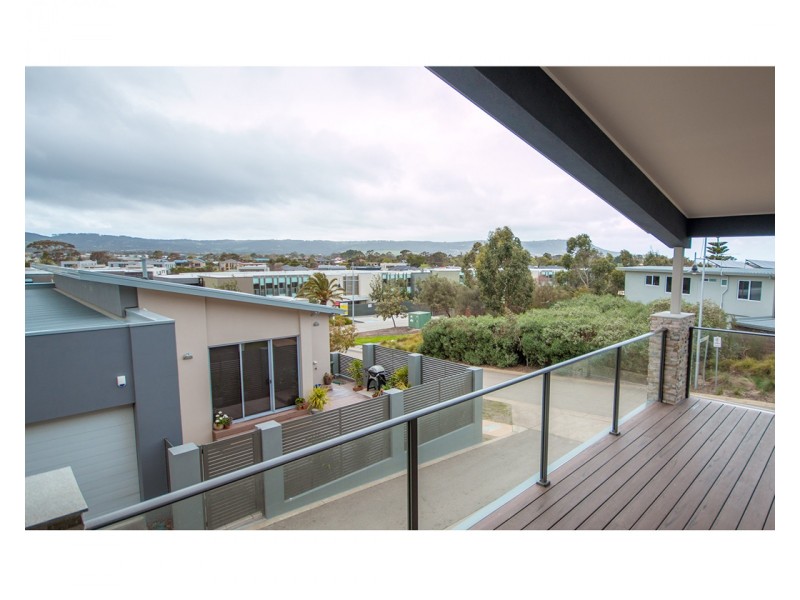 91 Helm Avenue, Safety Beach VIC 3936