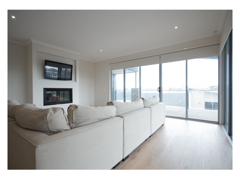 91 Helm Avenue, Safety Beach VIC 3936