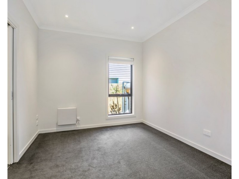 9/237 Dunns Road, Mornington VIC 3931