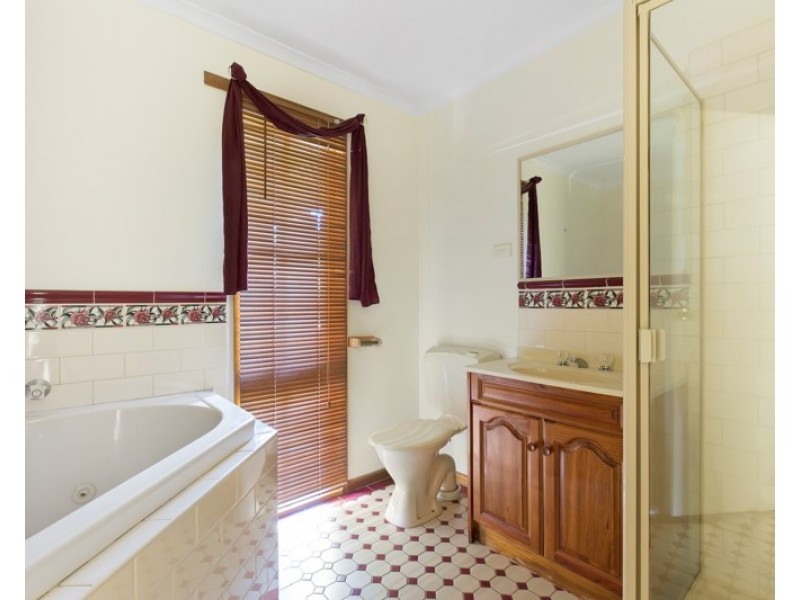 34 Amberley Drive, Mount Martha VIC 3934