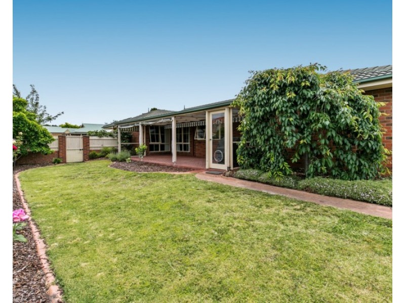 4 Kingston Close, Mornington VIC 3931