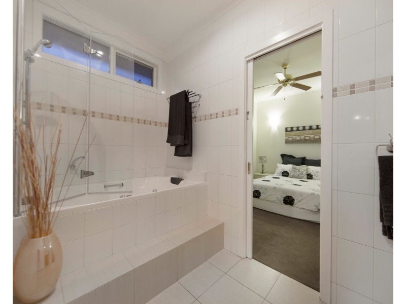 5/106 Beleura Hill Road, Mornington VIC 3931