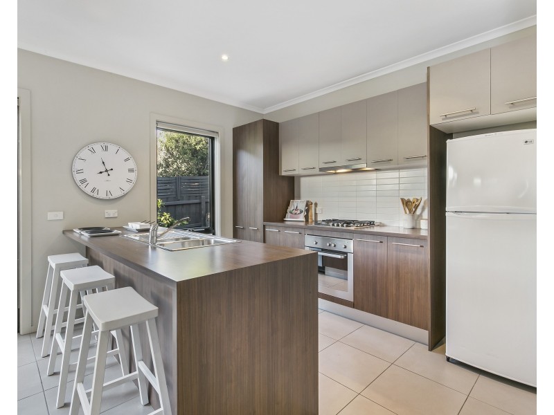 3/21 Kooyonga Grove, Mornington VIC 3931