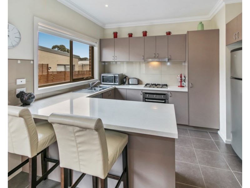 4/5 Wood Street, Mornington VIC 3931
