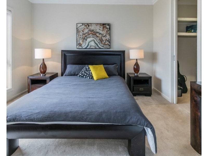 4/5 Wood Street, Mornington VIC 3931