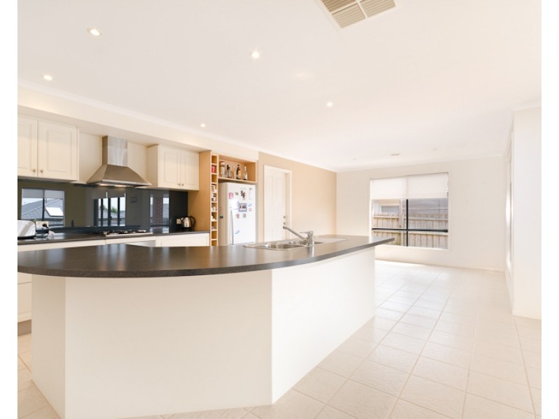 11 Marriott Drive, Mount Martha VIC 3934