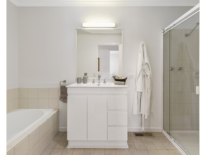 40 Bentons Road, Mount Martha VIC 3934