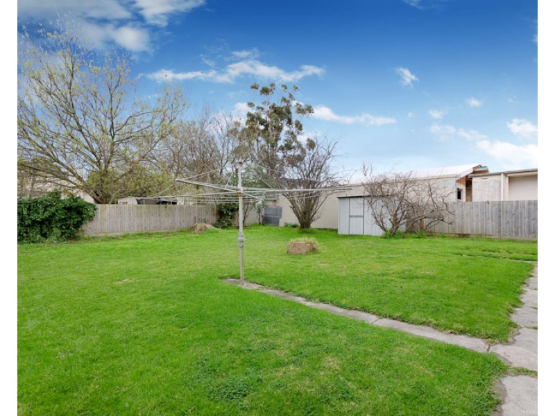 14 Moona Avenue, Mornington VIC 3931