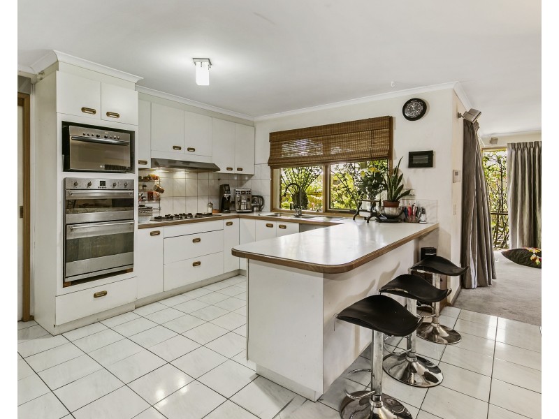 34 Hakea Drive, Mount Martha VIC 3934