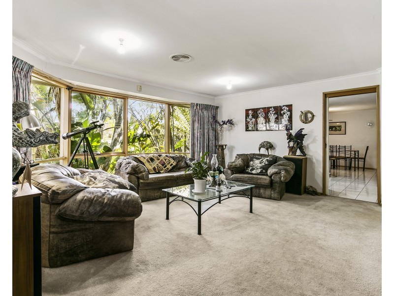 34 Hakea Drive, Mount Martha VIC 3934