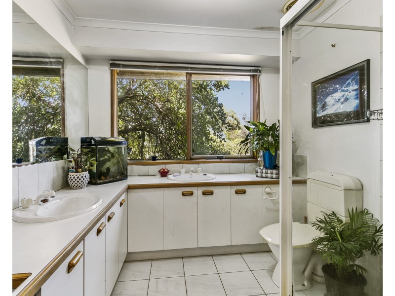 34 Hakea Drive, Mount Martha VIC 3934