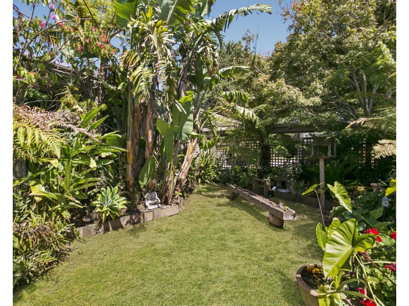 34 Hakea Drive, Mount Martha VIC 3934