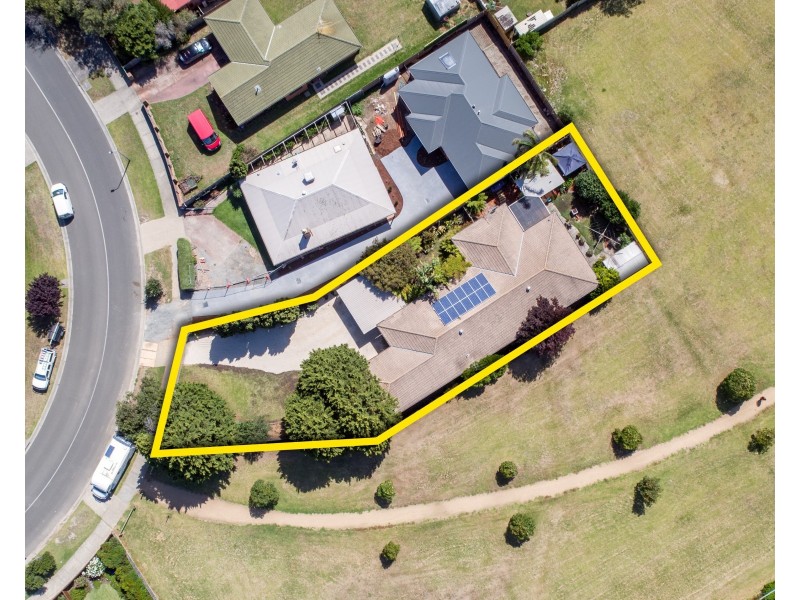 34 Hakea Drive, Mount Martha VIC 3934