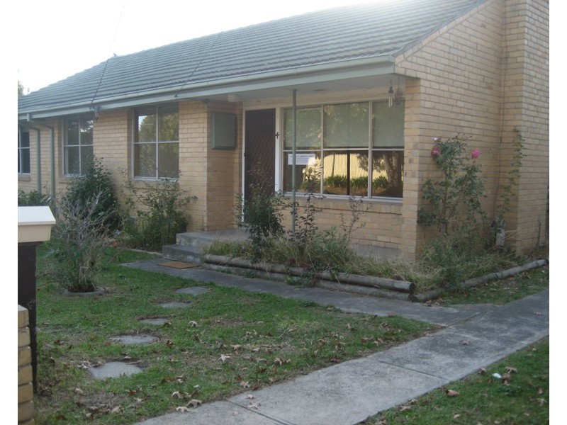 4 Karella Crescent, Mornington VIC 3931