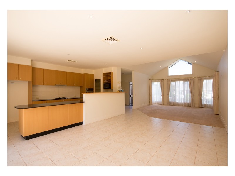 11a Northcote Terrace, Mornington VIC 3931