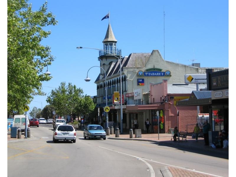 3-28 Napier Street, Mornington VIC 3931