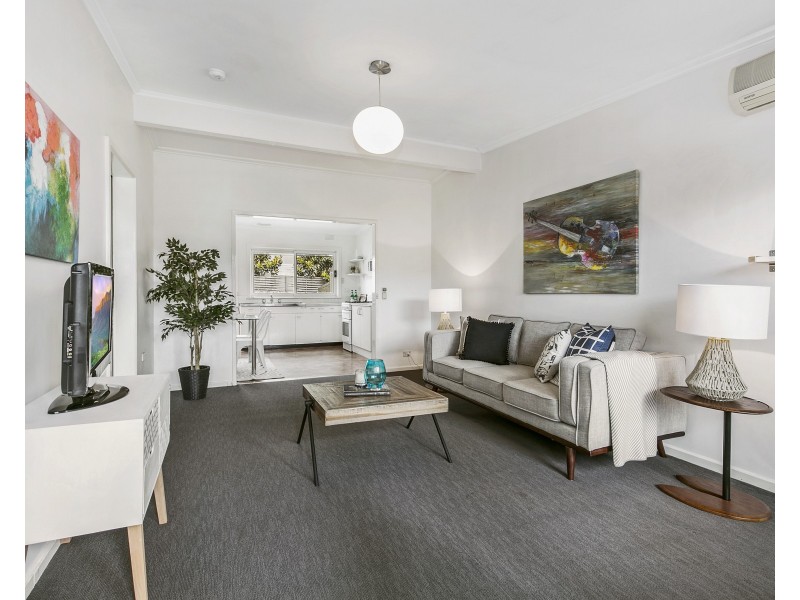 1/12 Campbell Grove, Mornington VIC 3931