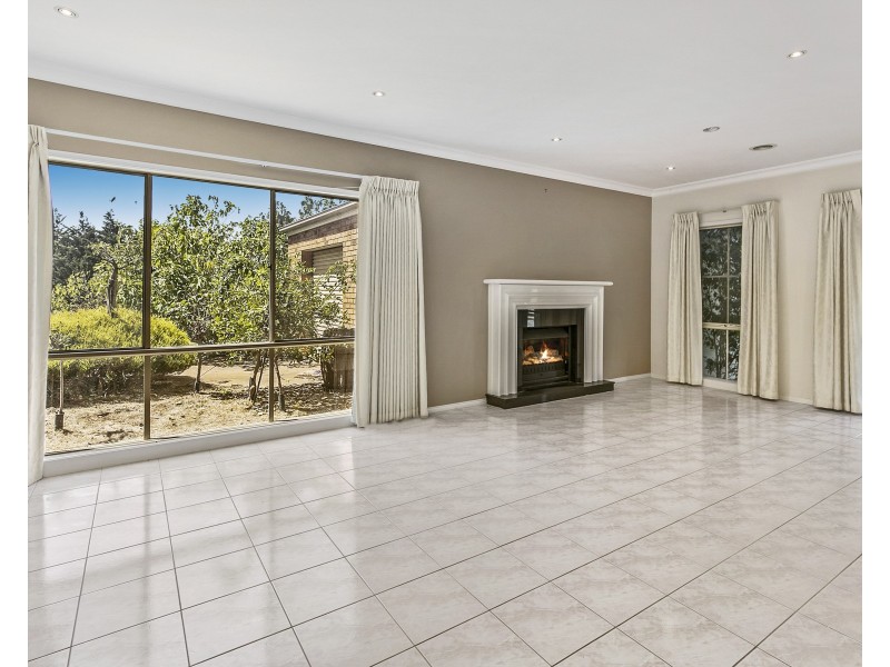 10 Benton Grange Drive, Mornington VIC 3931