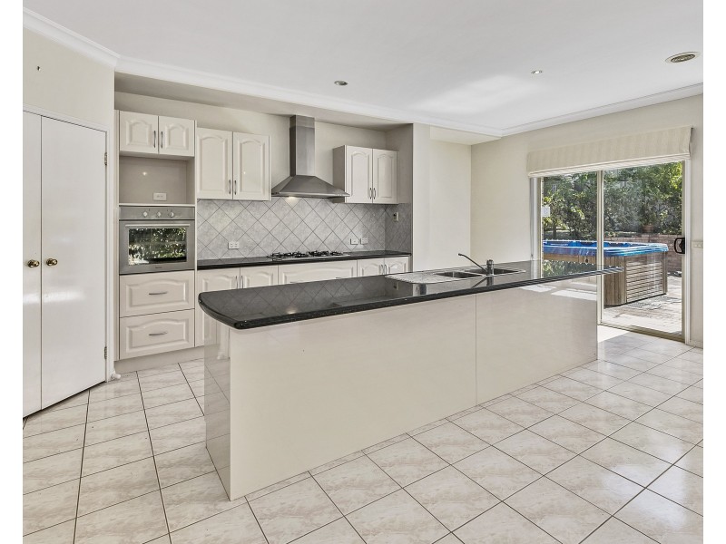 10 Benton Grange Drive, Mornington VIC 3931