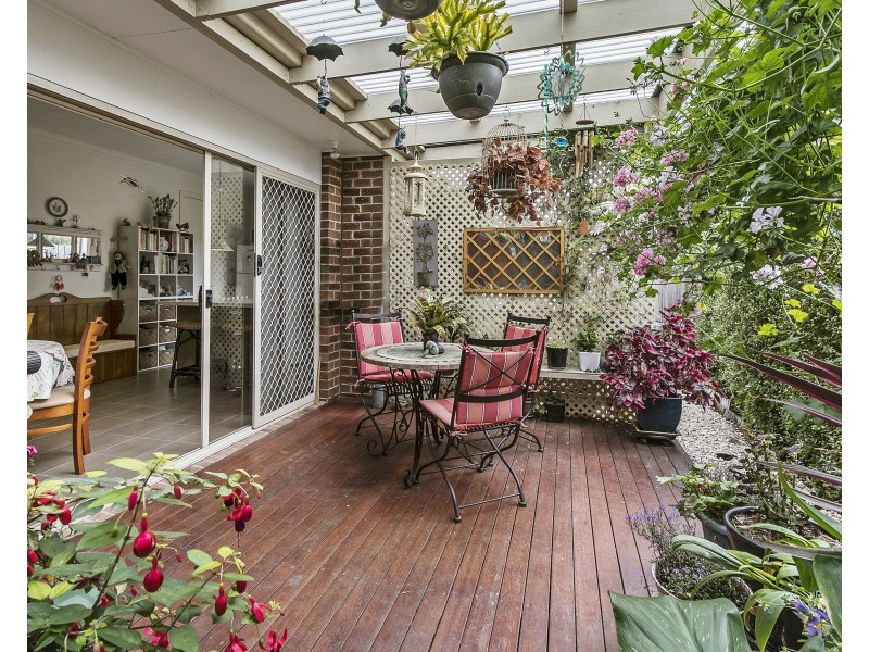 2/11 Wood Street, Mornington VIC 3931